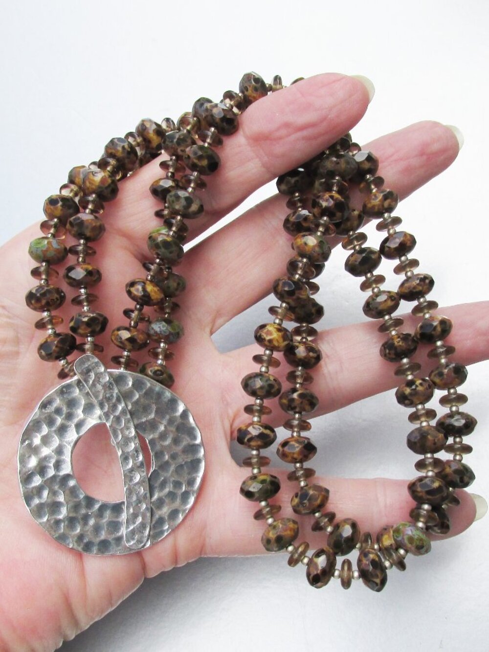 Vintage SAKI 2 Strand Art Glass Bead Hammered Sterling Silver Toggle Necklace